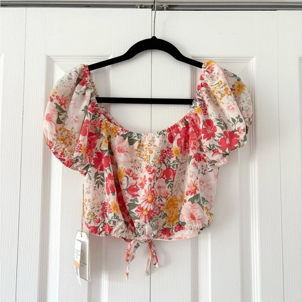NWT Love and Piece Bright Floral Cropped Blouse Top
